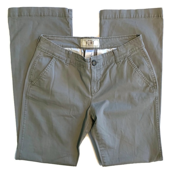 Old Navy flirt khakis - Picture 2 of 4